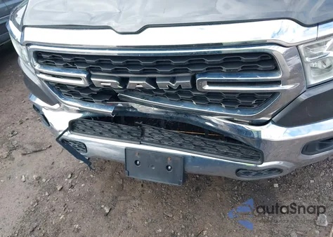 2022 Ram 1500 Big Horn 4X4 6'4 Box from USA, damaged, VIN 1C6SRFBT8NN445547